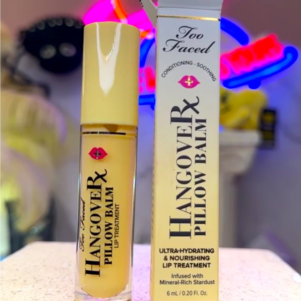 Too faced Lip Treatment